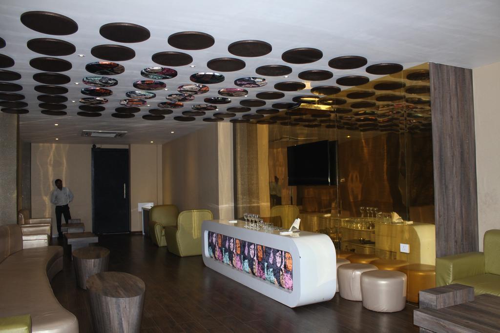 Hotel Bengal International Siliguri Buitenkant foto