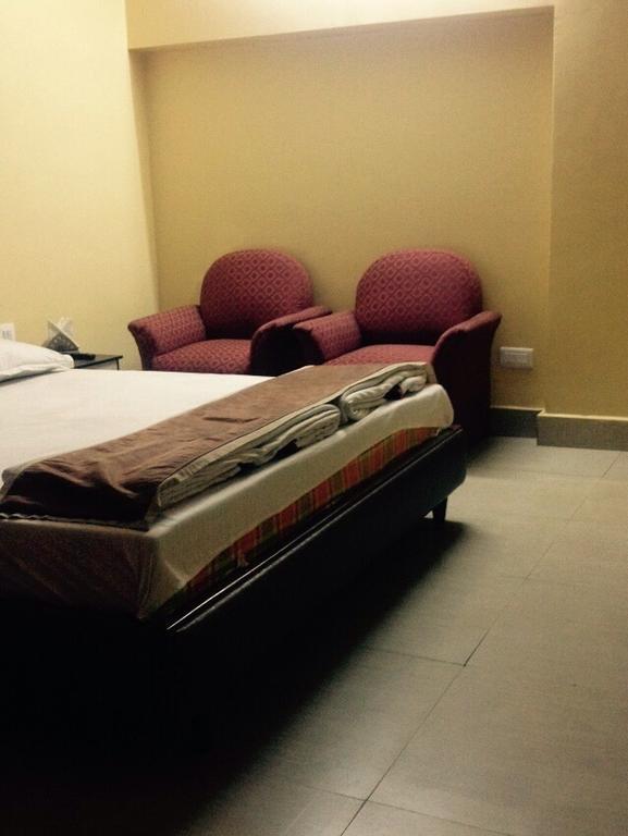 Hotel Bengal International Siliguri Buitenkant foto